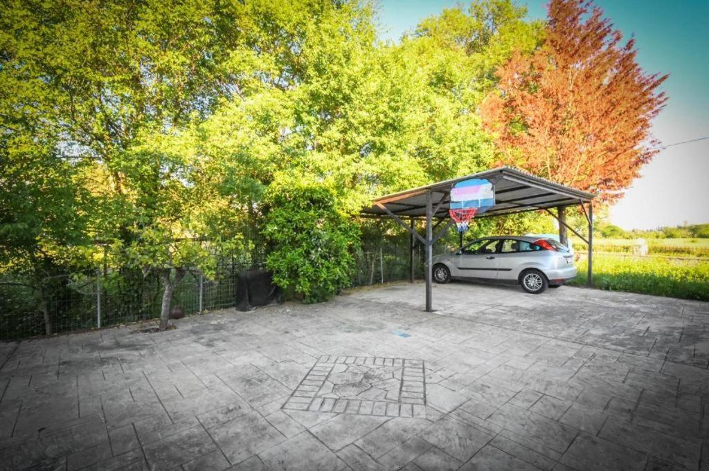 Apartmán Varvarigos Village *