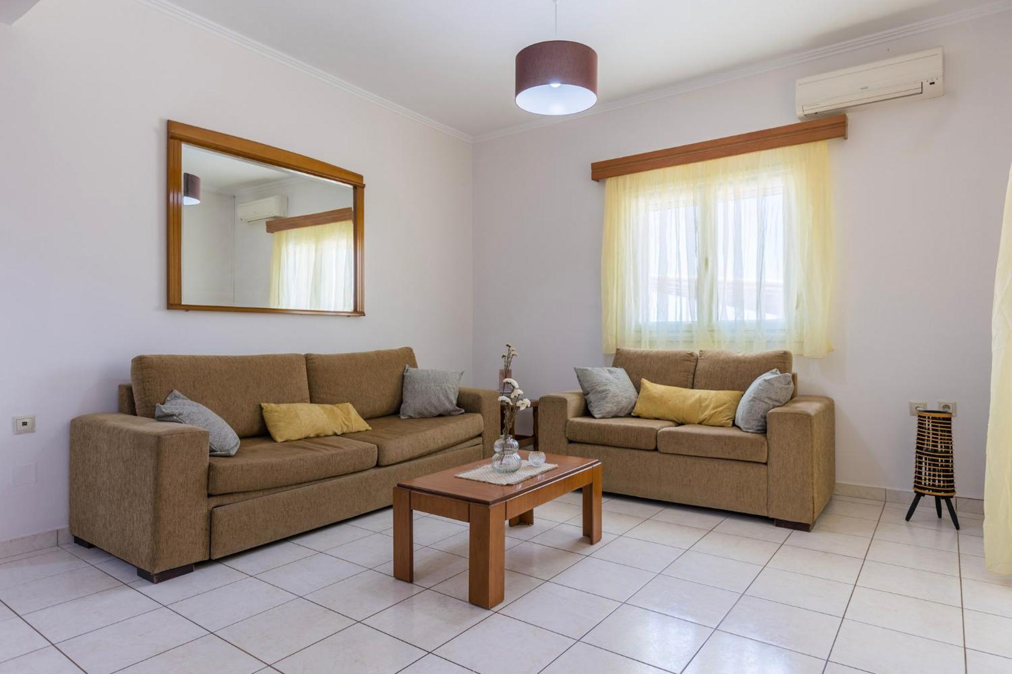 Varvarigos Village Apartment *
