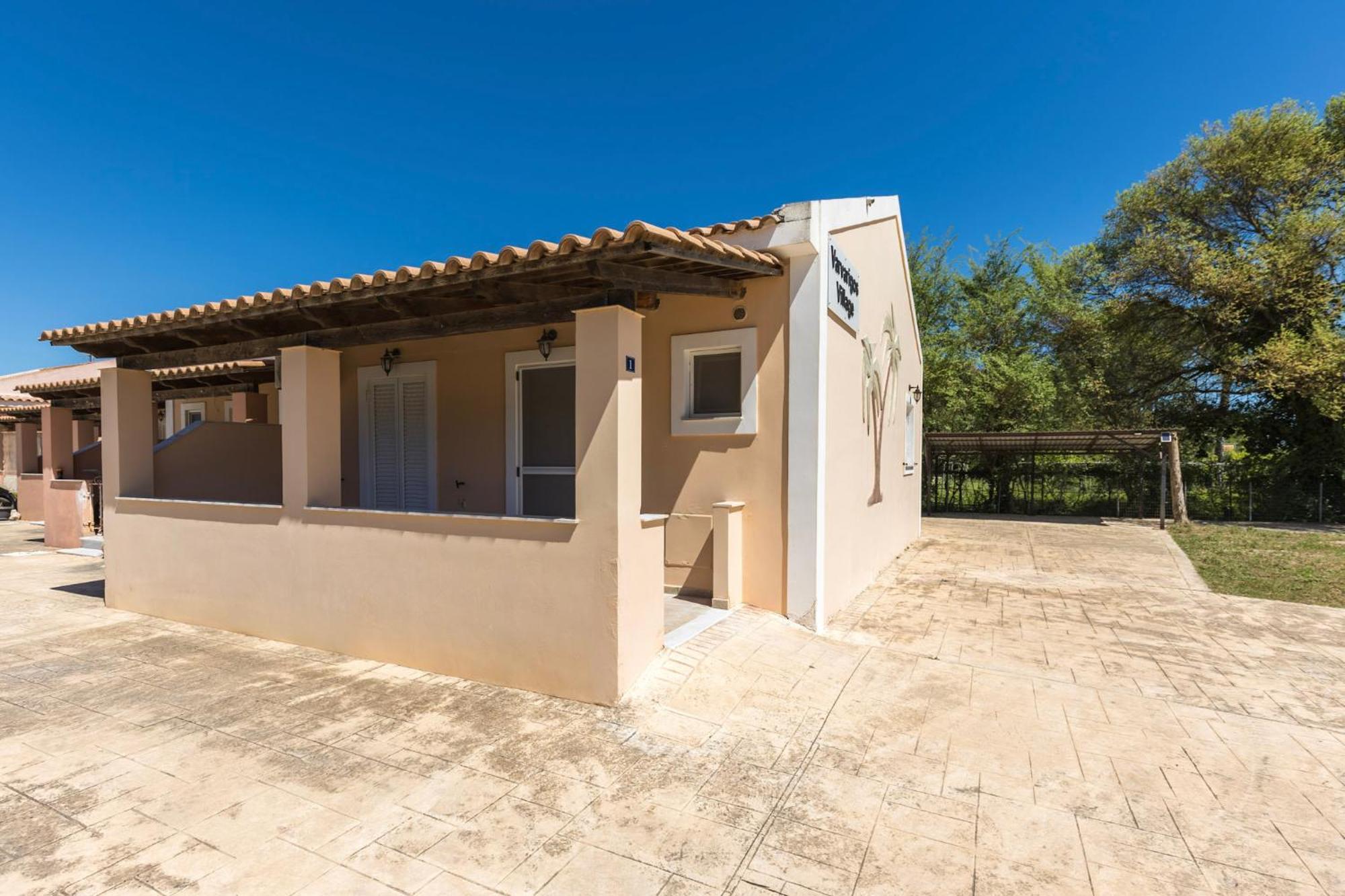 Varvarigos Village Apartment