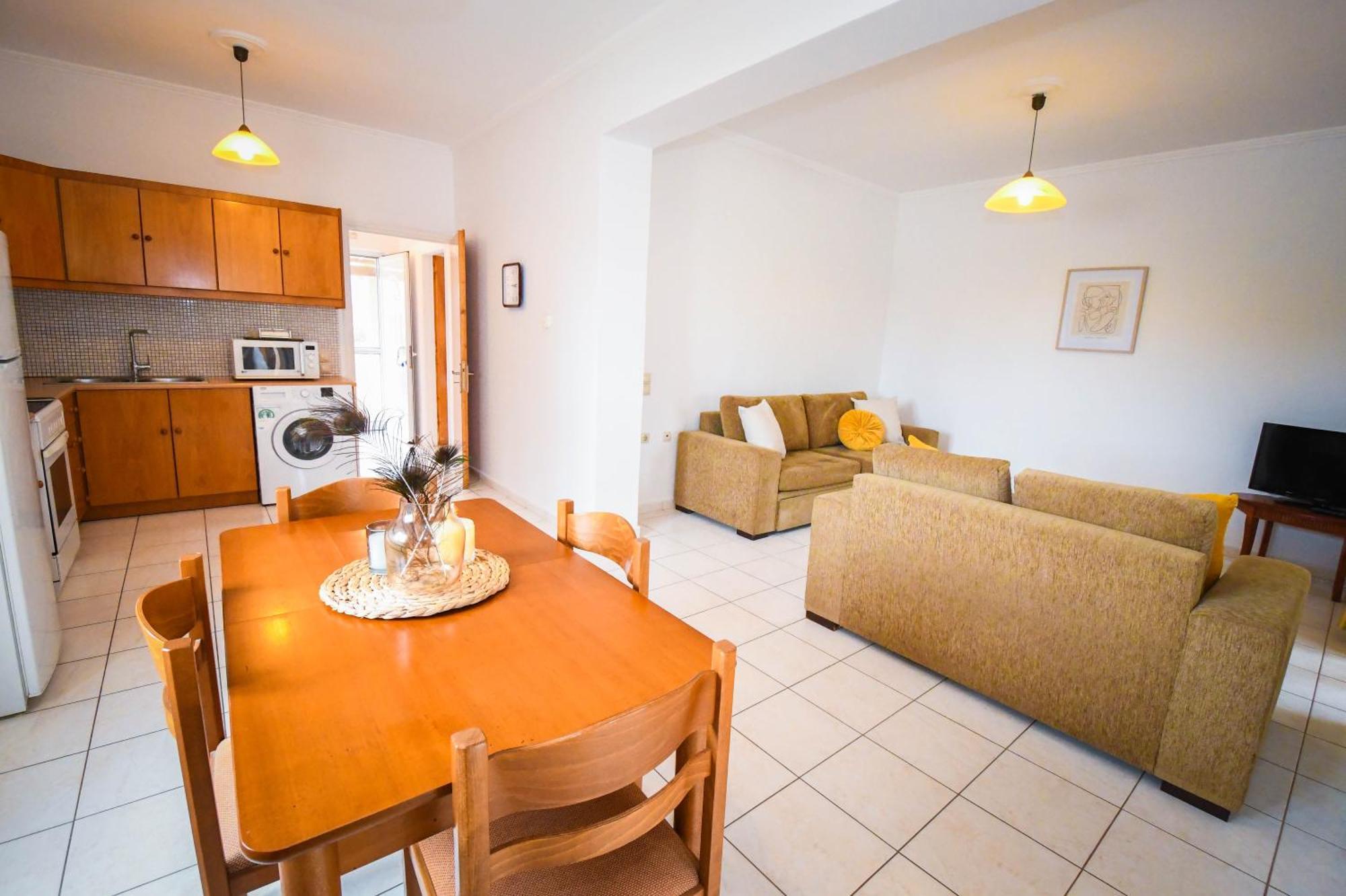 Varvarigos Village Apartment